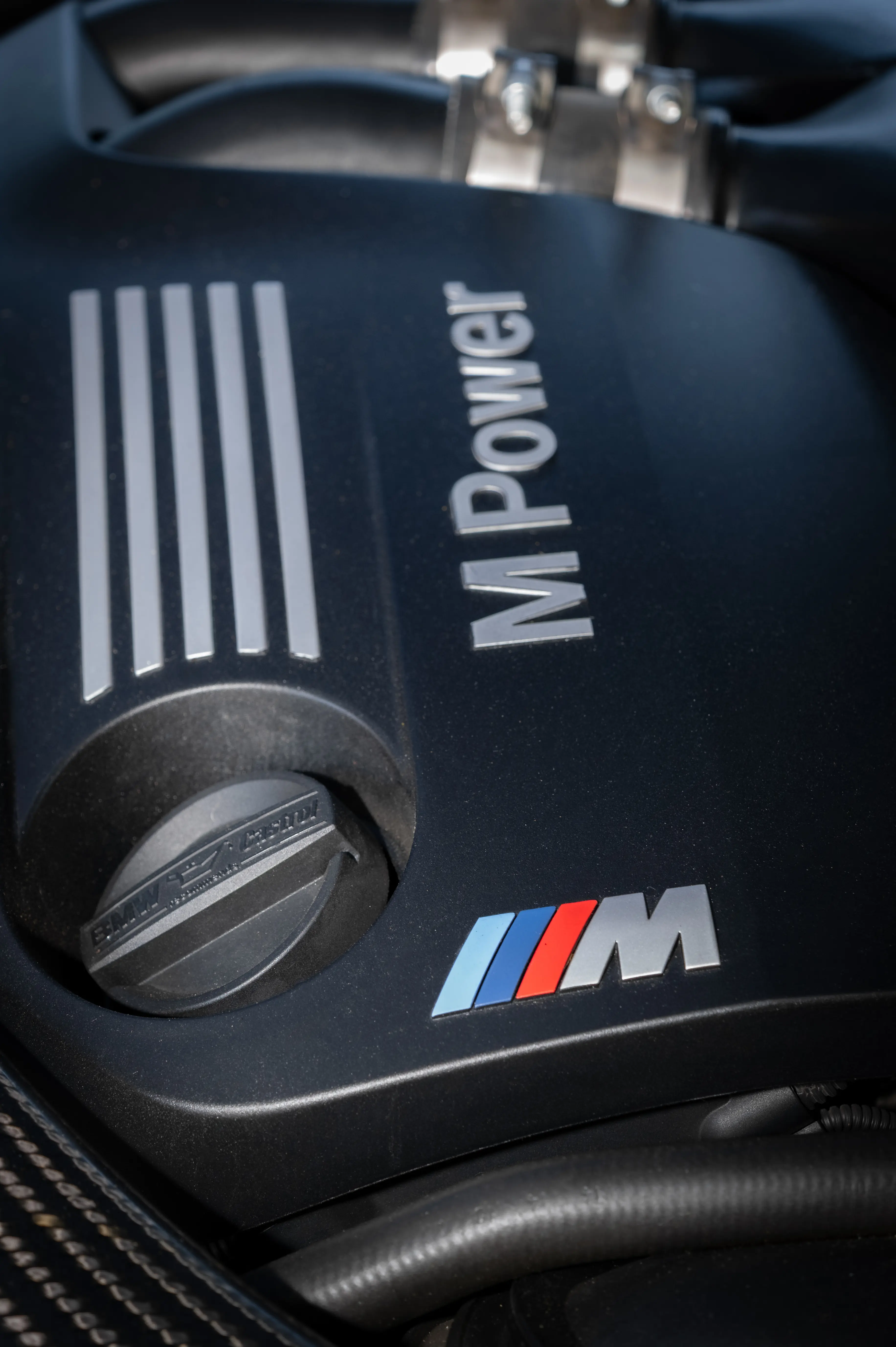 BMW M4 engine oil service detail